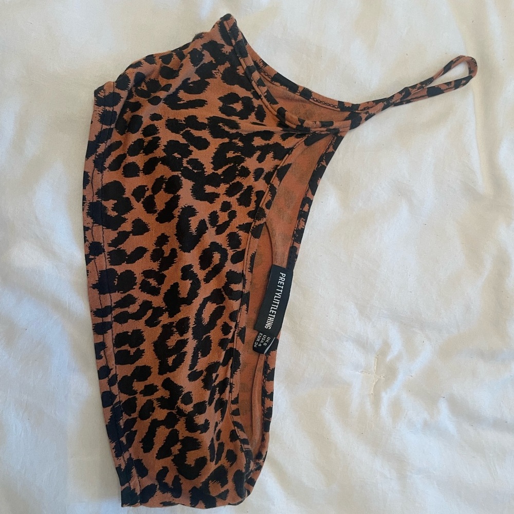 Pretty little thing leopard one shoulder top